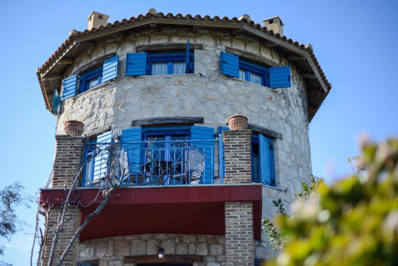 Valory's - The Tower Vilă